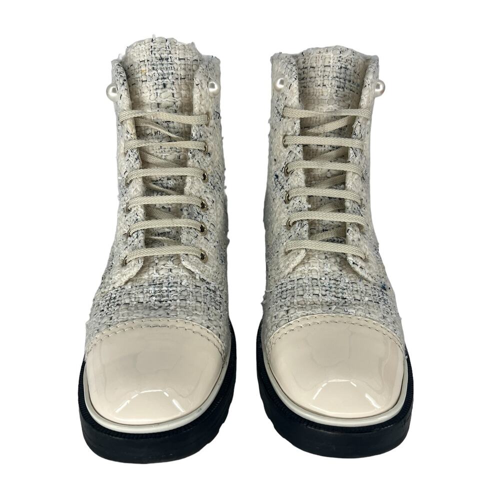 Chanel 2019 Tweed Interlocking CC Logo Cap Toe Combat Boots - Picture 7 of 16